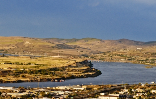 Water issues, including supply development, are expected to be prominent in the 2013 Oregon Legislature, which kicks off Jan. 14. Here commercial barges head east on the Columbia River past The Dalles, Ore.