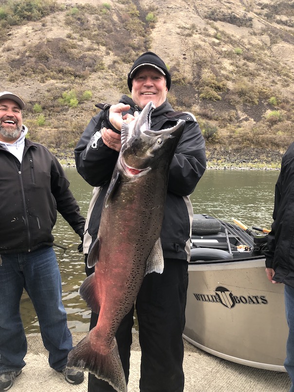 Jerry Paetsch, of West Jordan, Utah, holds a fall chinook he caught from the lower Salmon River. (Rapid River Outfitters photo)