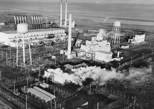 The B reactor complex, operating in the 1940s, was the earliest facility to turn out large amounts of waste at Hanford.