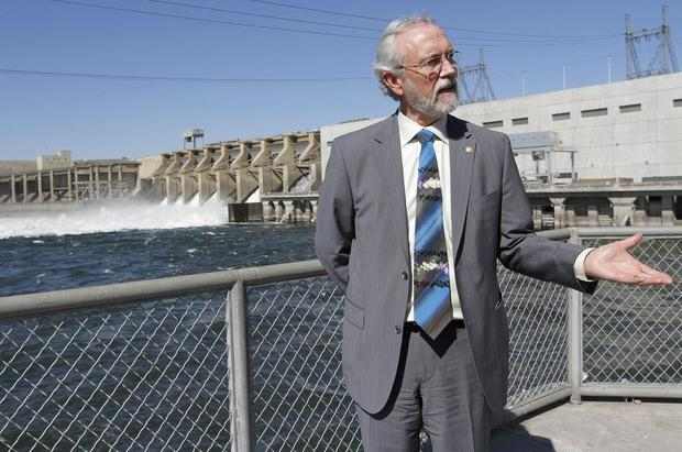 Rep. Newhouse's statement alluded to as much after the report came down, writing: 'I will continue to work on effective, science-based solutions to protecting our salmon populations AND our dams.' 