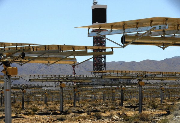 (Mark Boster) BrightSource Energy's Ivanpah solar facility under construction in 2012 in California's Ivanpah Valley, near the Nevada state line. Five years after the Obama administration's renewable energy initiative touched off a building boom of large-scale solar power plants across the desert Southwest, the pace of development has slowed to a crawl.
