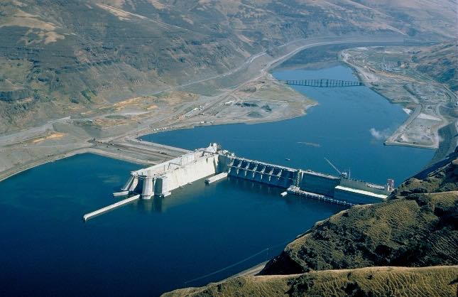 Lower Granite Dam in SE Washington State inundates reservoir water some forty miles to the Idaho border.