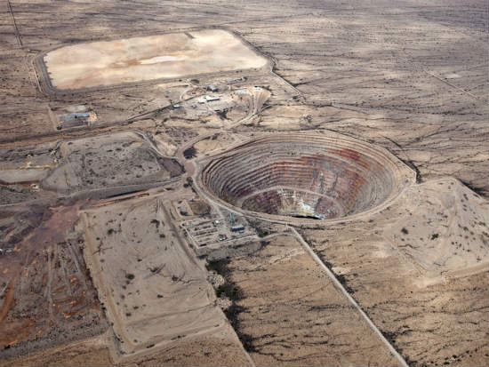 Aerial view of the Sacaton mine (Tim Roberts photo).
