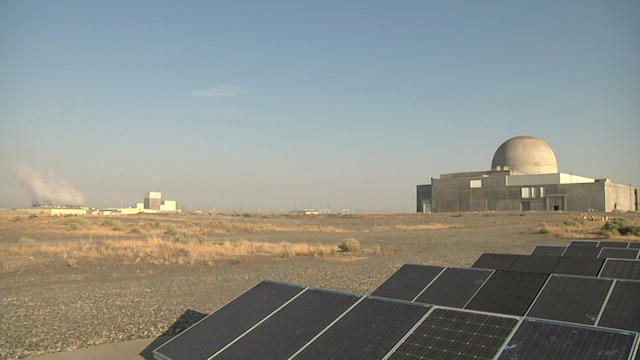 Solar Cells produce electricity near to Energy Northwest's Columbia Generating Station, the region's only commercial nuclear power plant, near Richland, Washington