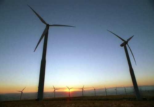 (Jeff Horner photo) Stateline Wind Project on the Washington-Oregon border will, when it's completed, be one of the largest wind projects in the world.